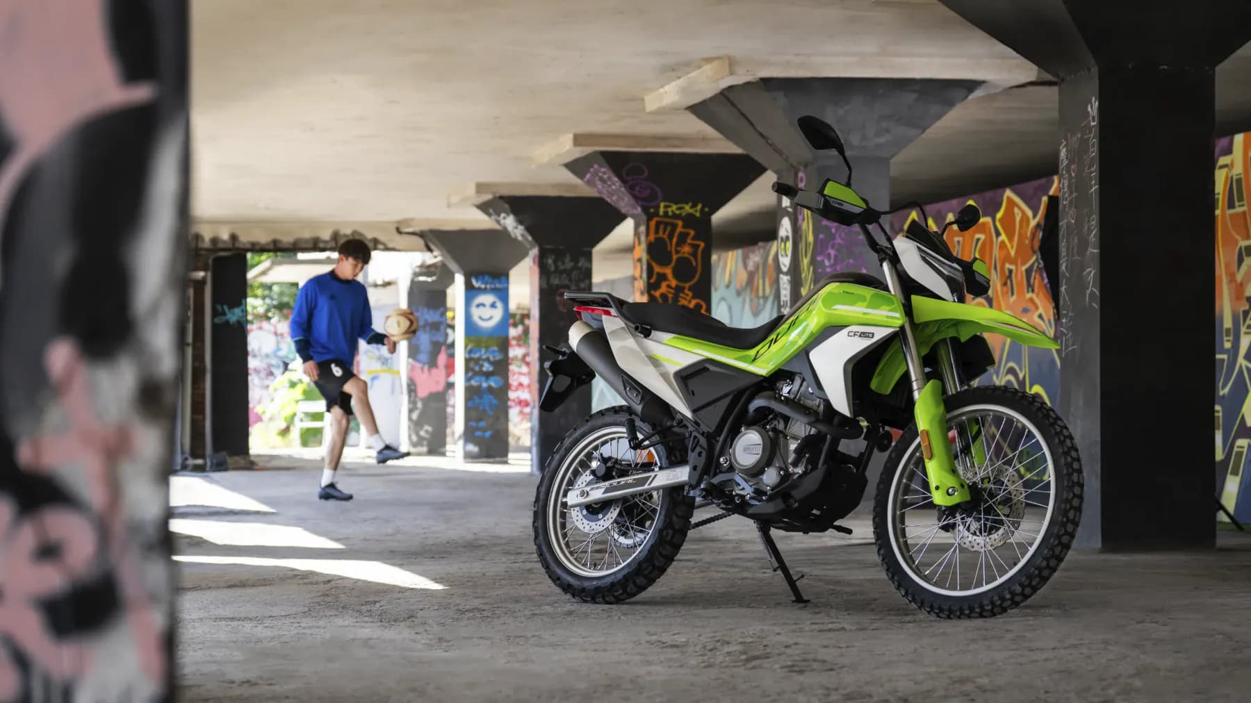 CfMoto 250 DUAL, foto del expositor 3 de 5