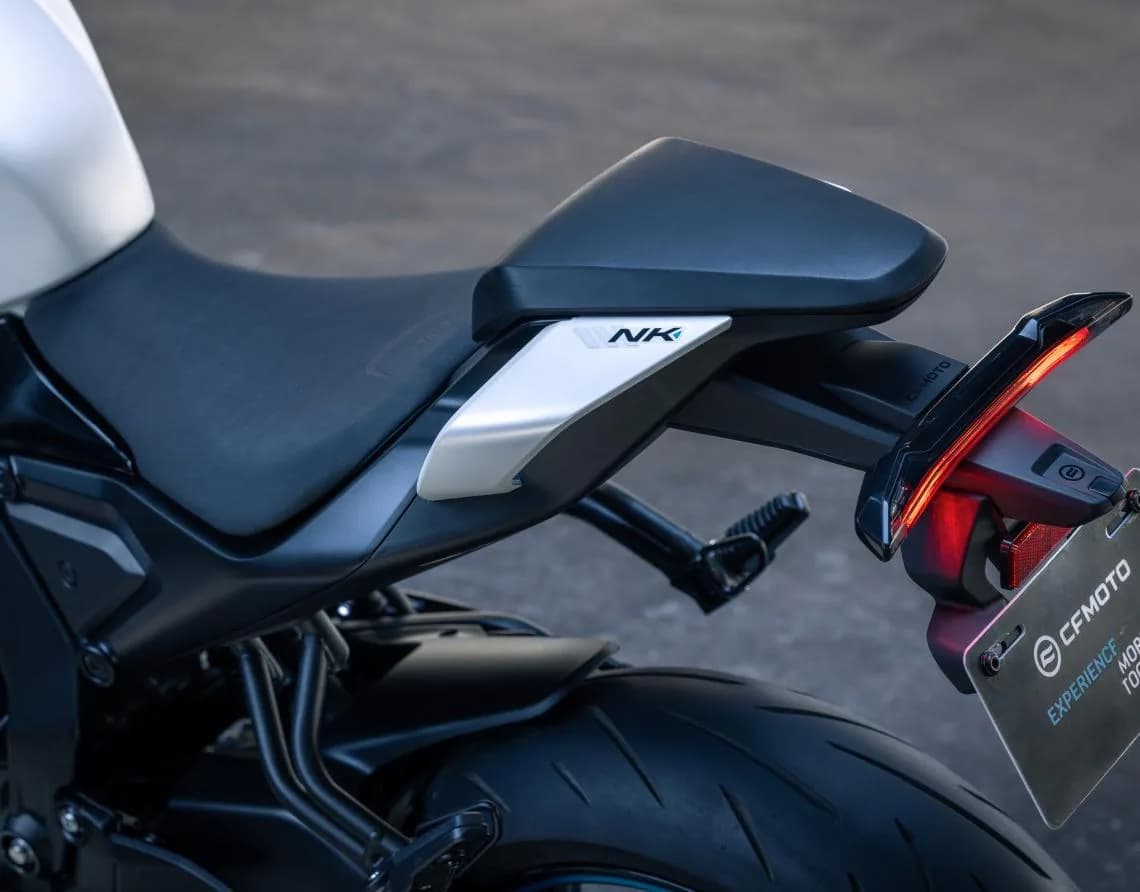 CfMoto 675NK, foto del expositor 6 de 11