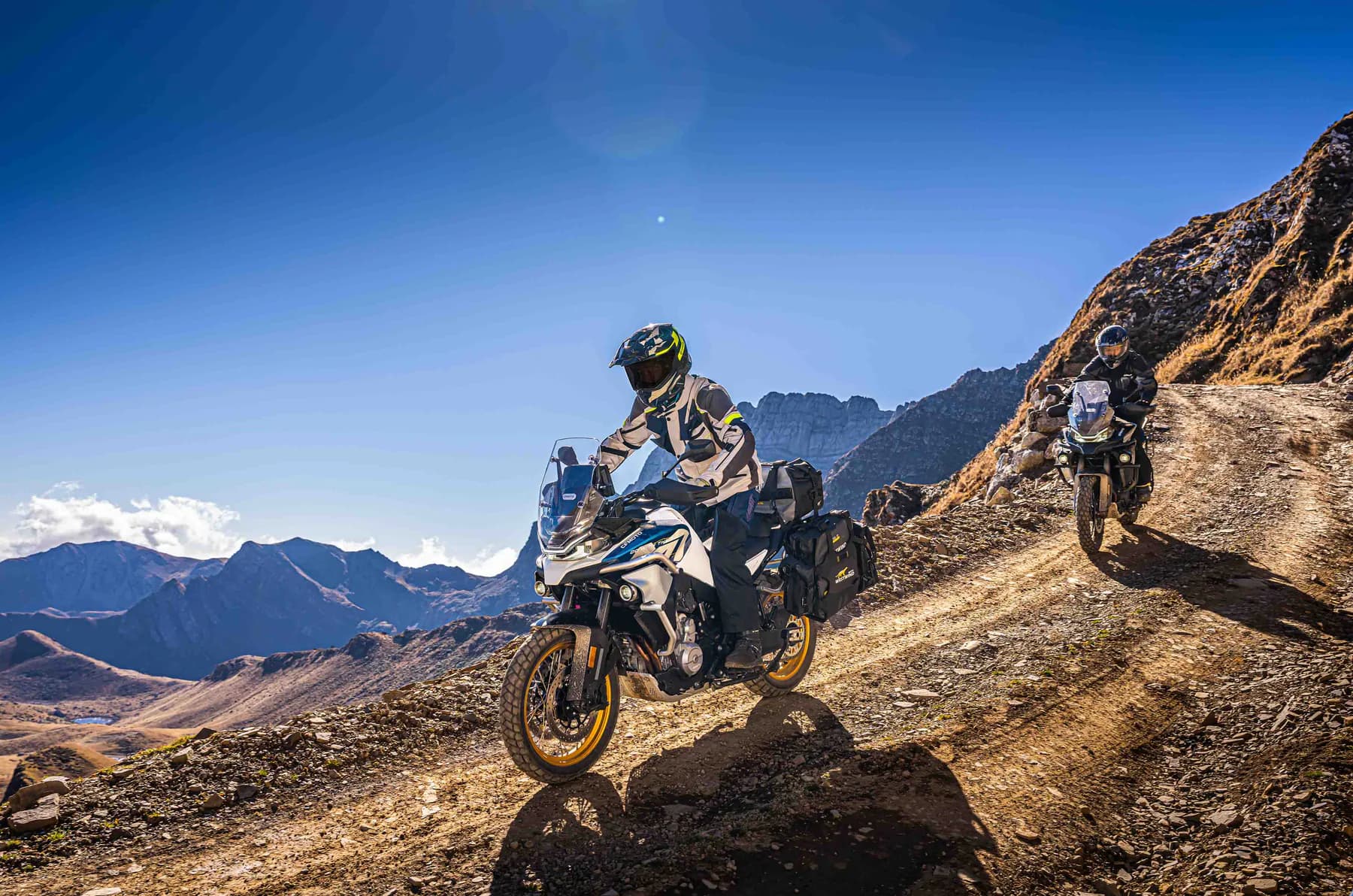 CfMoto 800MT Explore, foto del expositor 6 de 7