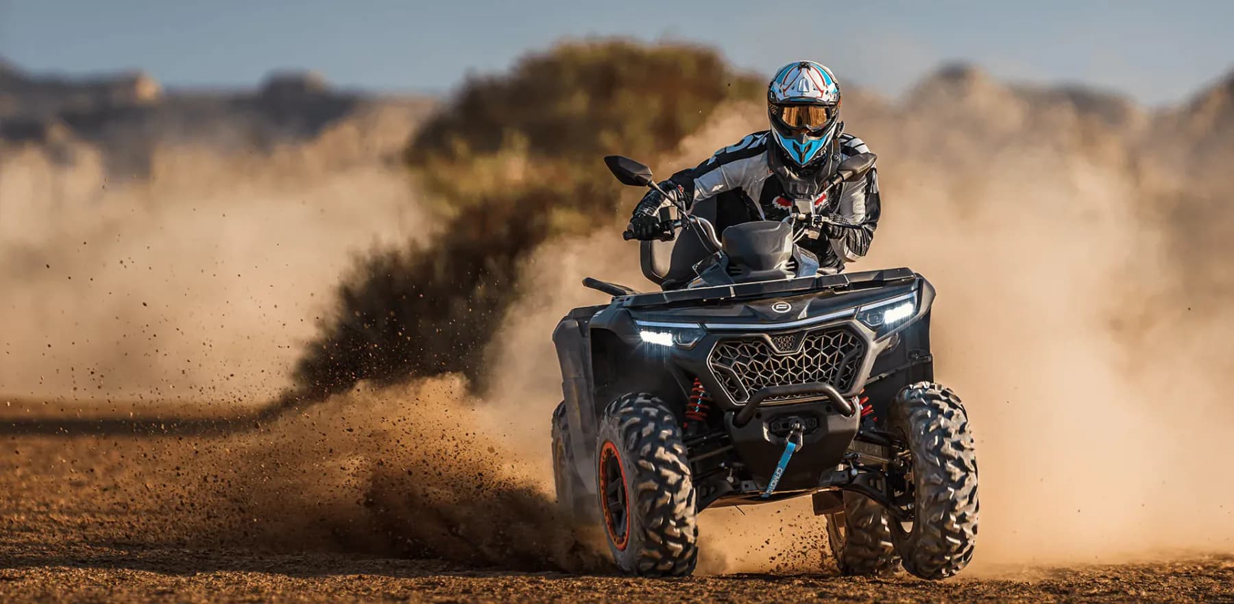 CfMoto CFORCE 1000 TOURING, foto del expositor 4 de 4