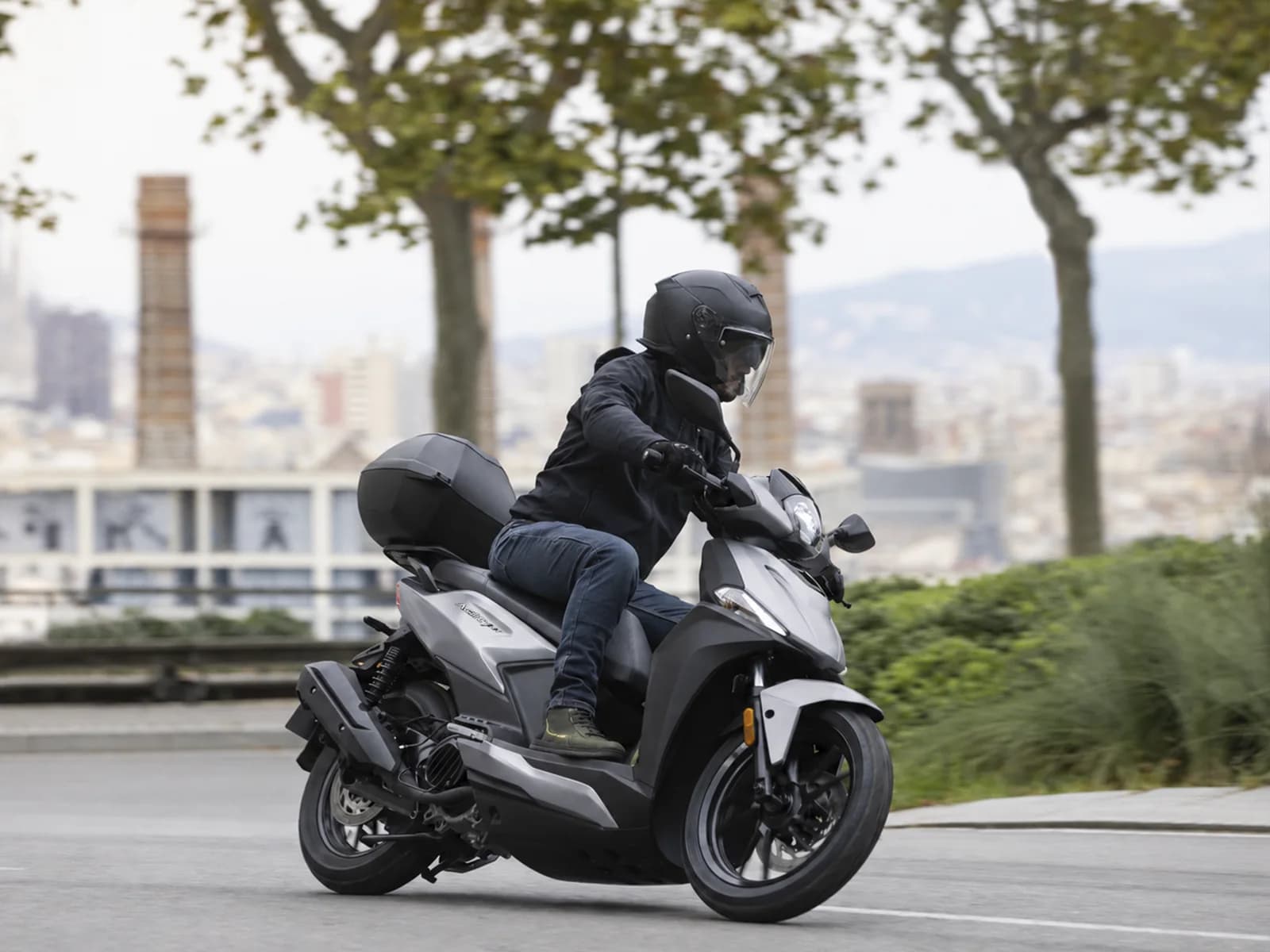 Kymco Agility NX 125, foto del expositor 32 de 40