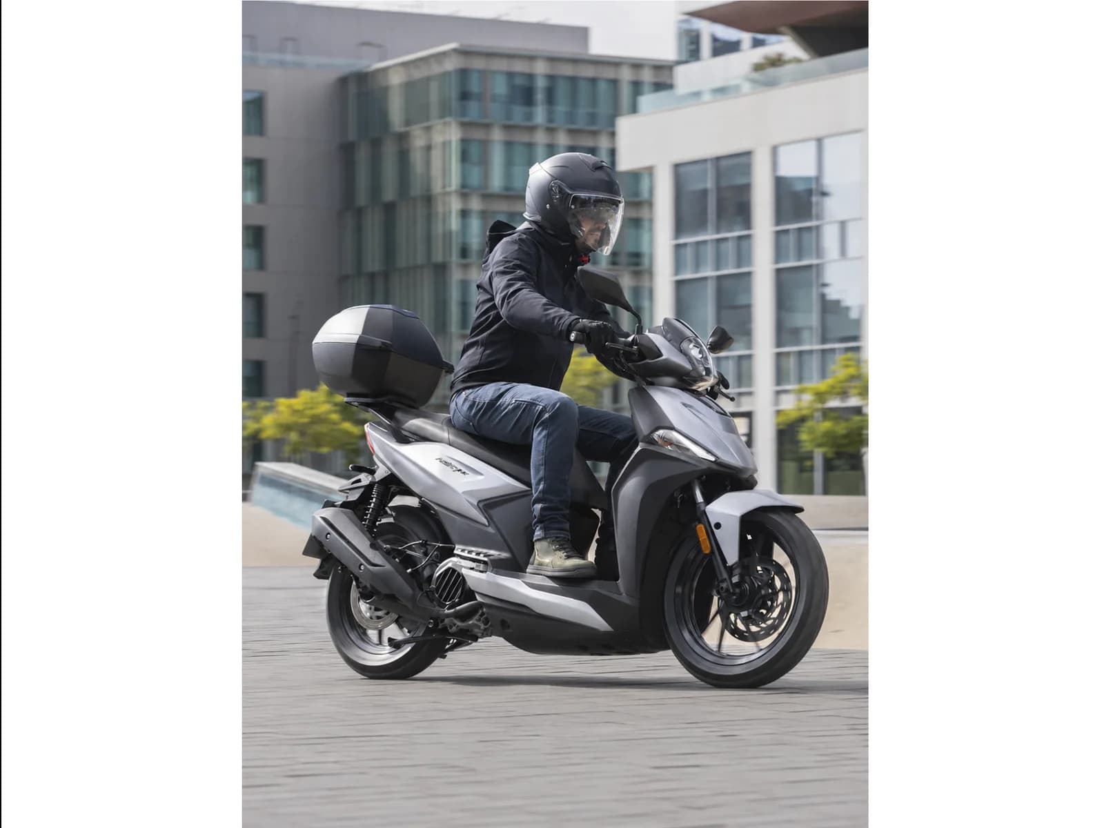 Kymco Agility NX 125, foto del expositor 16 de 40