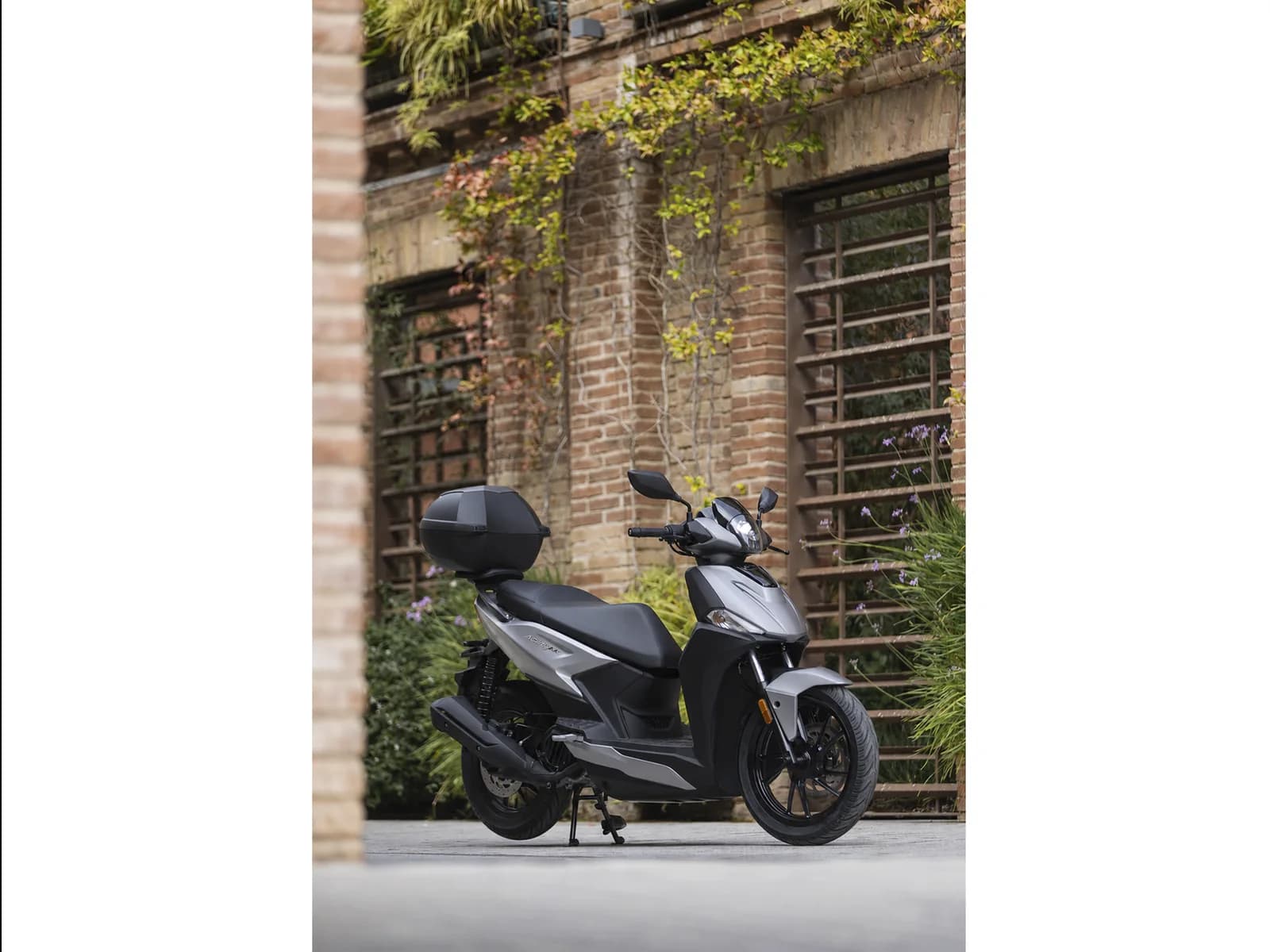 Kymco Agility NX 125, foto del expositor 17 de 40