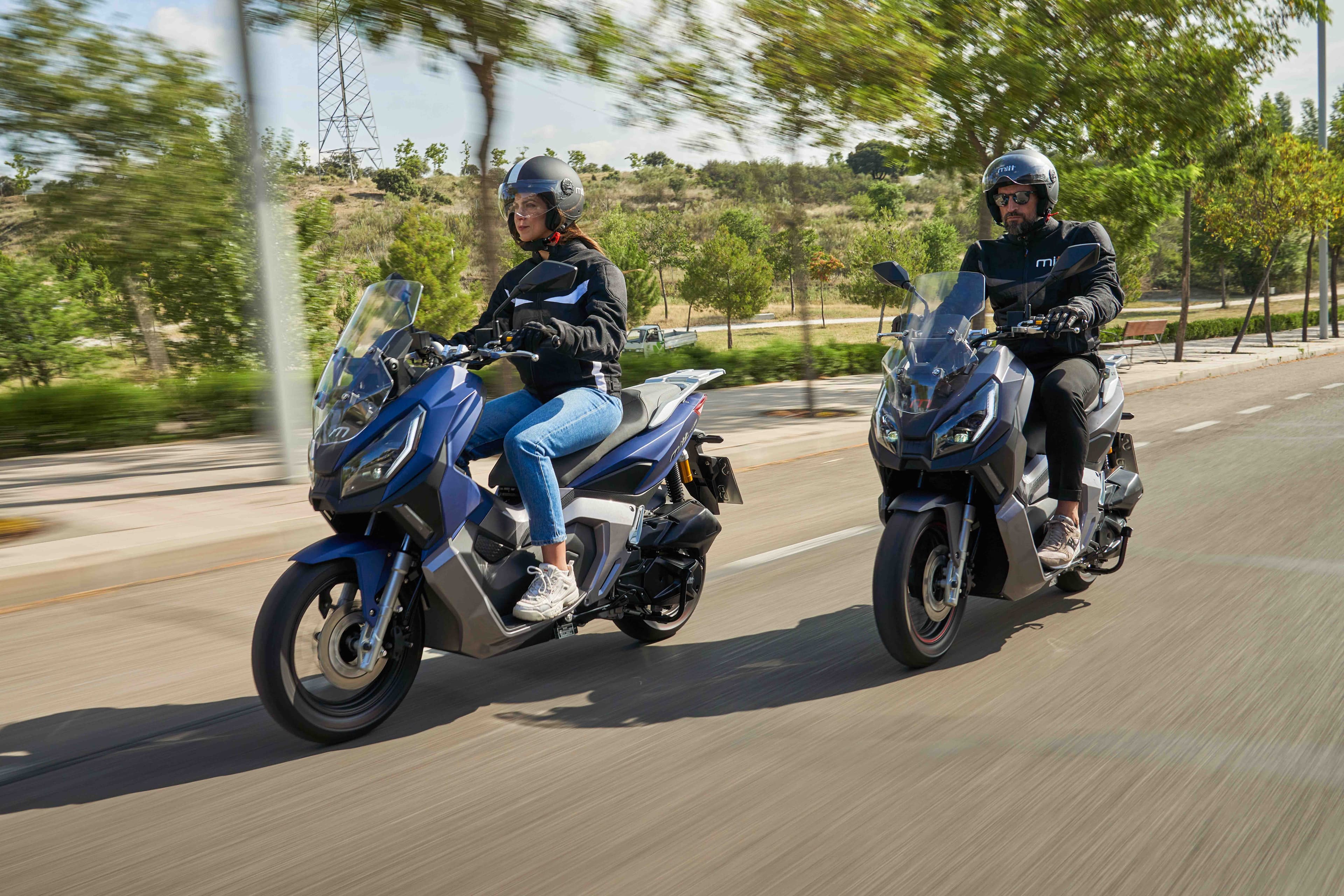Mitt MITT ADV 125, foto del expositor 1 de 6