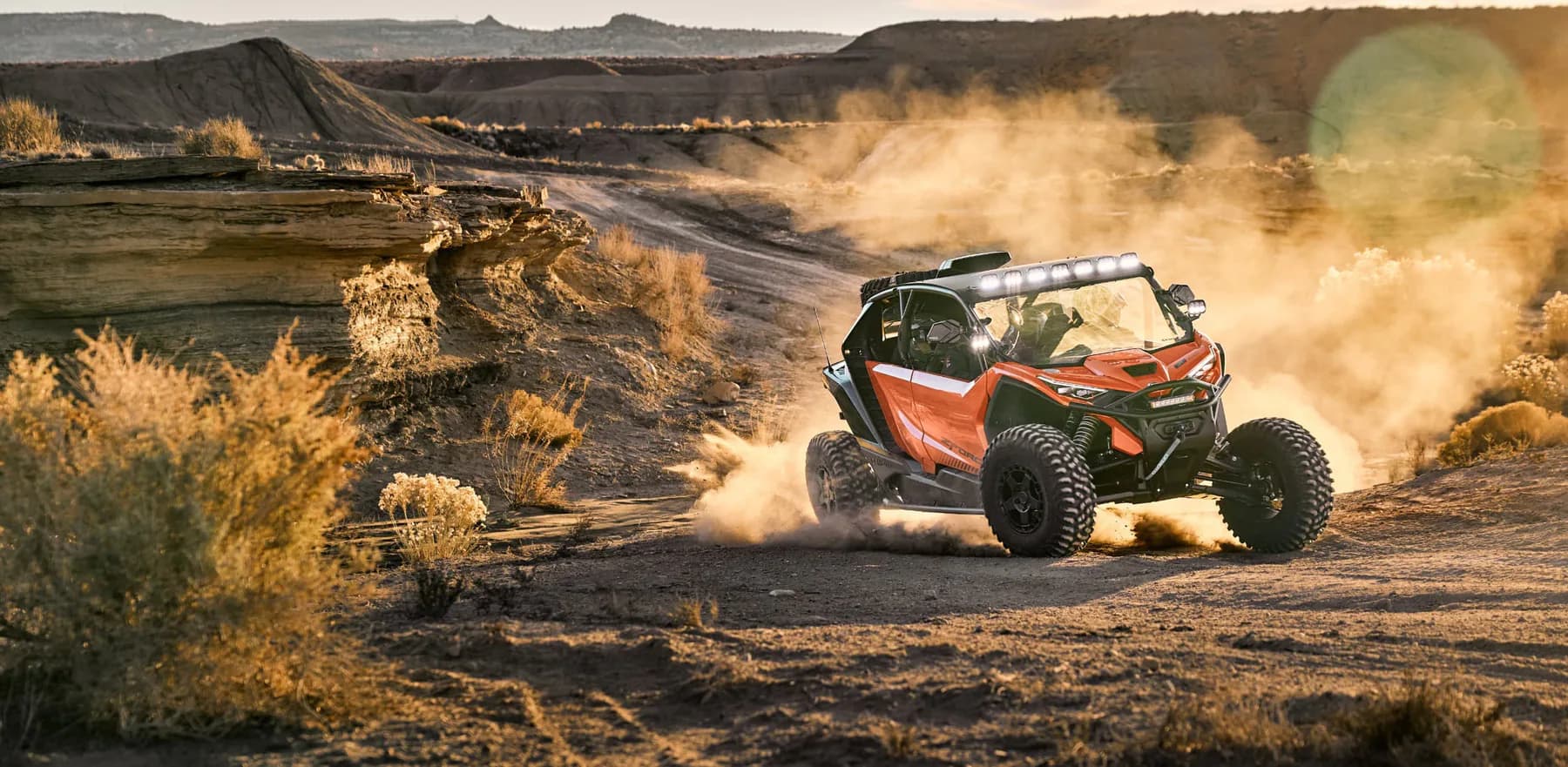 CfMoto Z10 TURBO, foto del expositor 3 de 10
