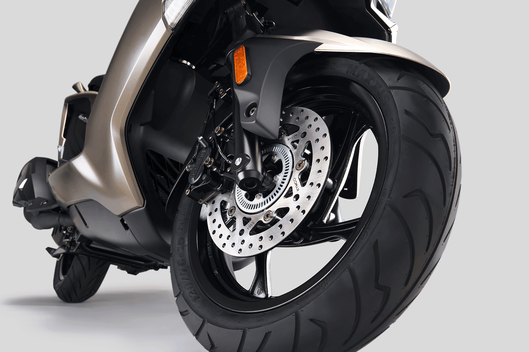 Kymco Super Dink GT 125, foto del expositor 8 de 8