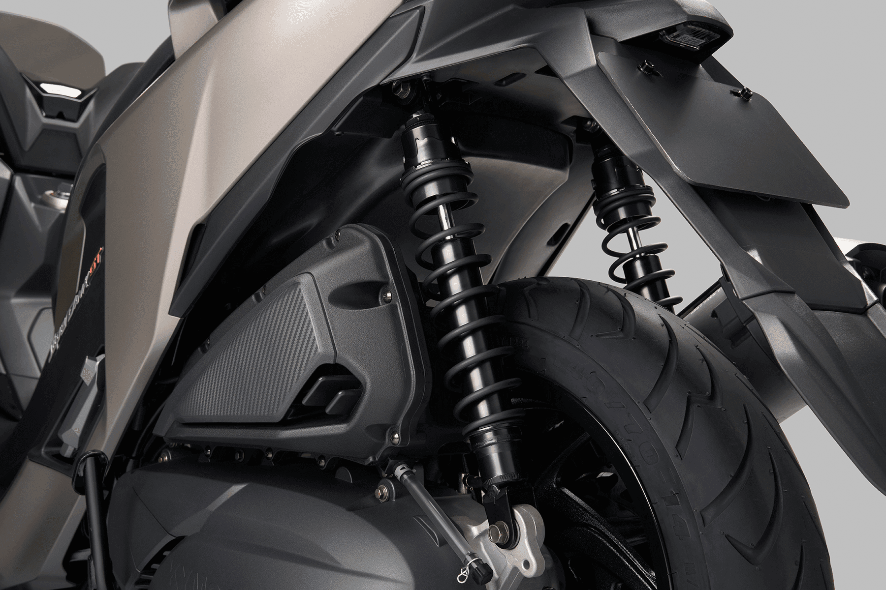 Kymco Super Dink GT 125, foto del expositor 6 de 8