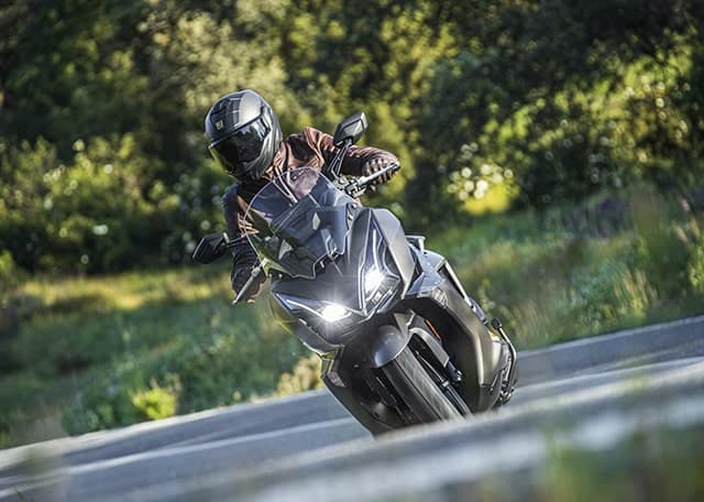 Kymco Super Dink 350 TCS, foto del expositor 4 de 5
