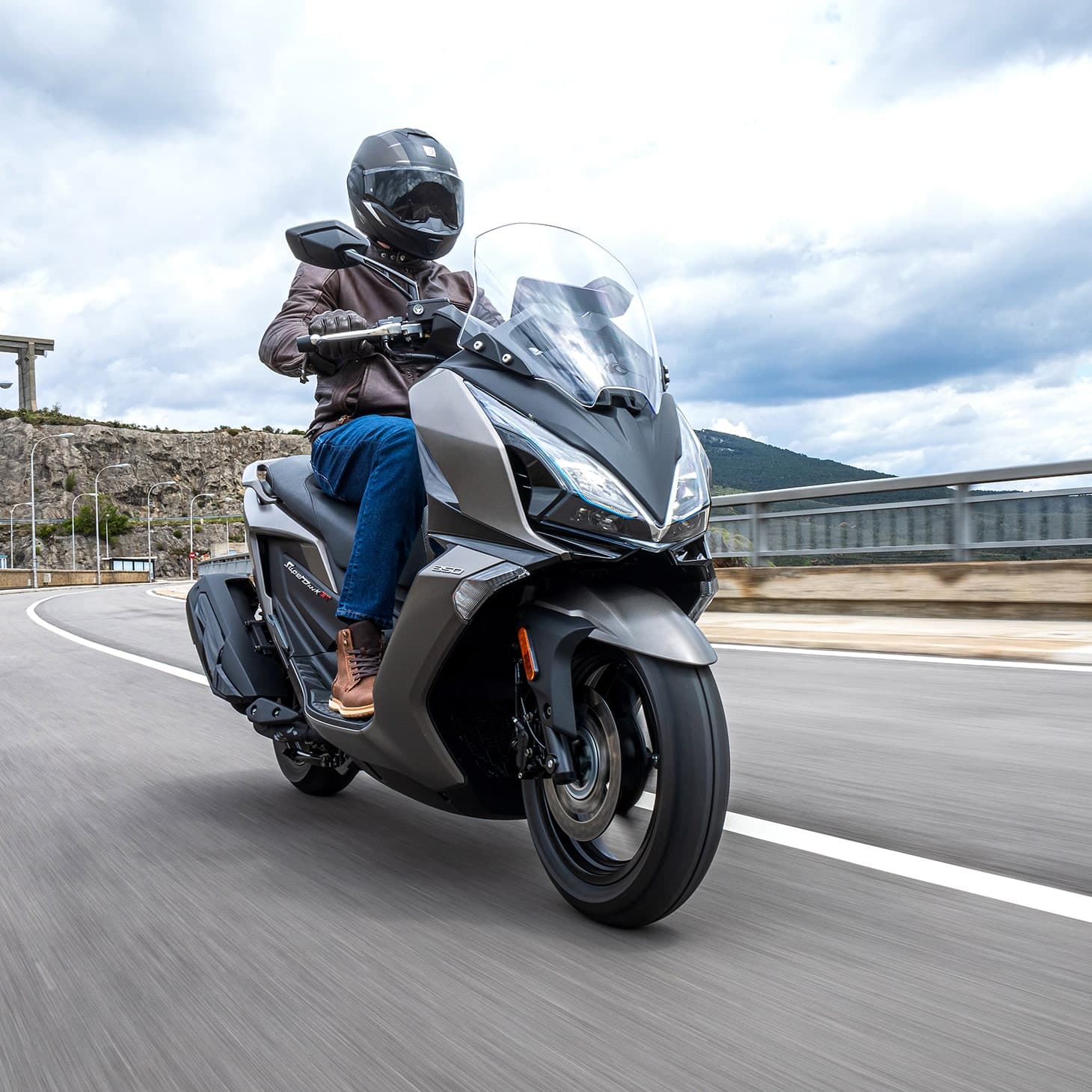 Kymco Super Dink 350 TCS, foto del expositor 1 de 5